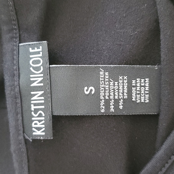 3/$15🌼Black Cold Shoulder Dolman Style Shirt sz Small - Picture 5 of 5